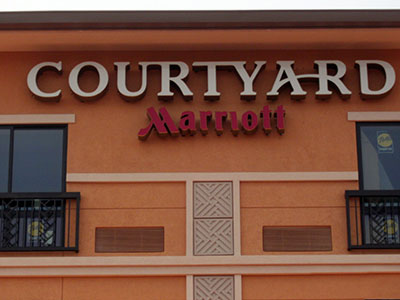 Courtyard Marriott - 